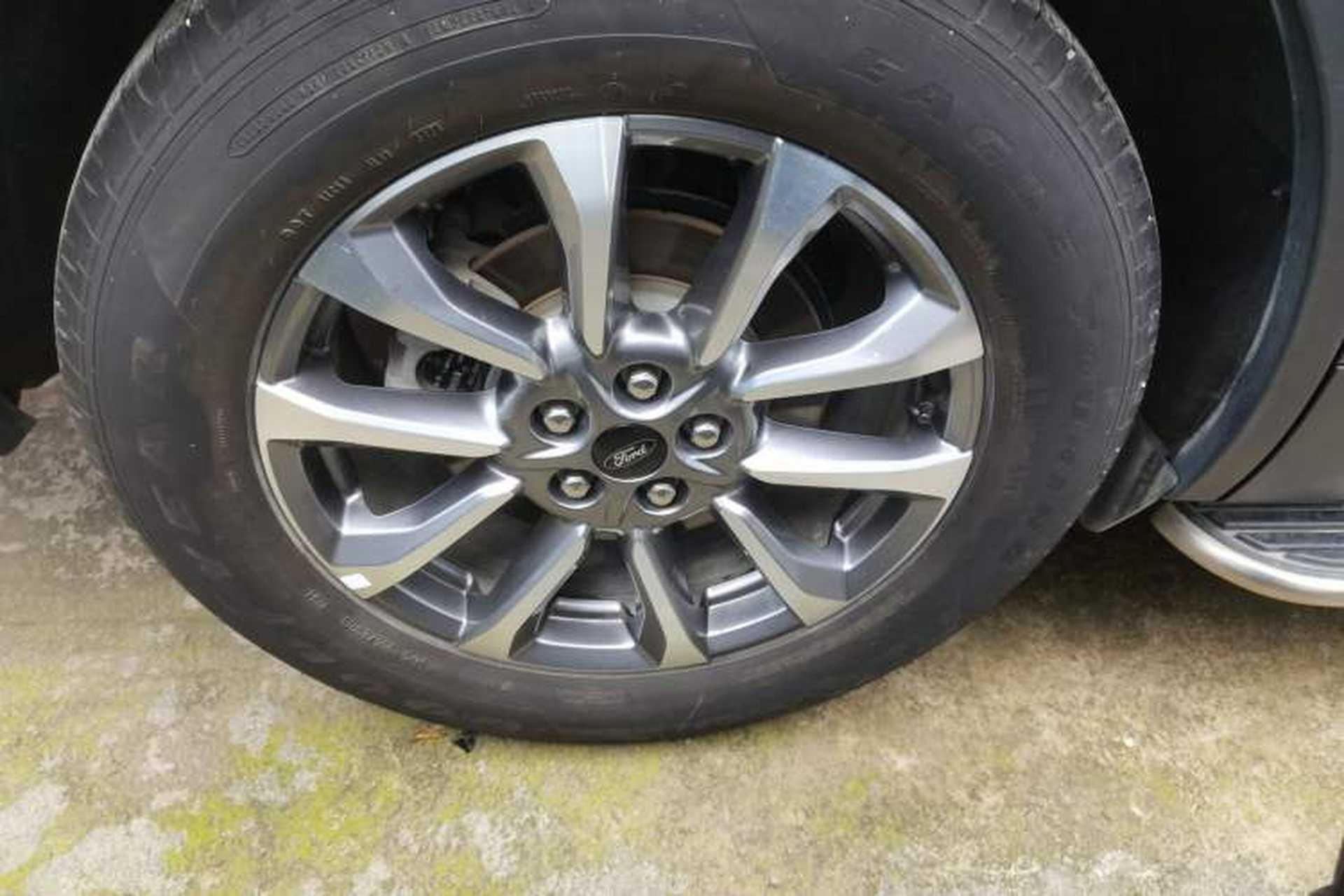Used Ford Edge 2023 Ford Explorer L 2.0T EcoBoost Two-Wheel Drive 7-Seater Luxury Model Exterior 5