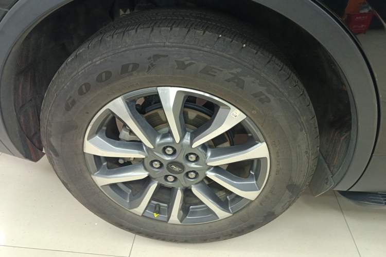Used Ford Edge 2023 Ford Explorer L 2.0T EcoBoost Two-Wheel Drive 7-Seater Luxury Model Exterior 5