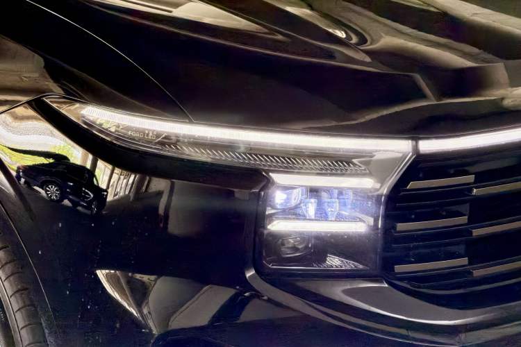 Used Ford Edge 2023 Edge L 2.0T EcoBoost E-Hybrid Four-Wheel Drive Seven-Seat Supreme Model Exterior 6