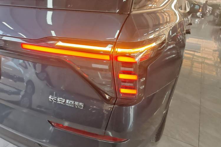 Used Ford Edge 2023 Ford Explorer L 2.0T EcoBoost Two-Wheel Drive 5-Seater Fashion Edition Exterior 6