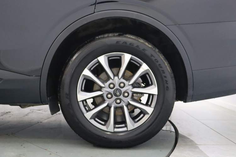 Used Ford Edge 2023 Ford Explorer L 2.0T EcoBoost E-Hybrid Two-Wheel Drive 7-Seater Luxury Model Exterior 6