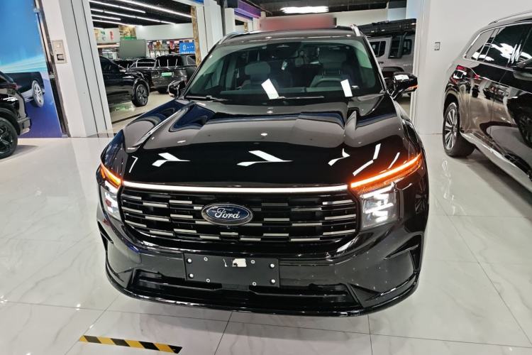 Used Ford Edge 2023 Edge L 2.0T EcoBoost E-Hybrid Four-Wheel Drive Seven-Seat Supreme Model Front