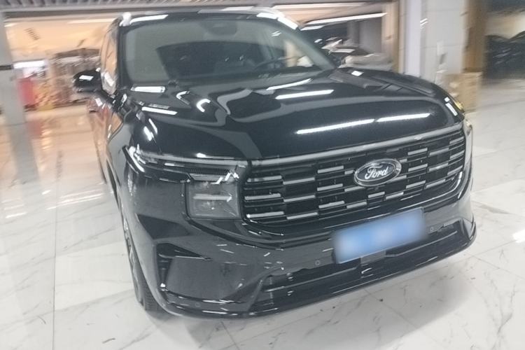 Used Ford Edge 2023 Ford Explorer L 2.0T EcoBoost Four-Wheel Drive 7-Seater Supreme Model Front Right 45 Deg