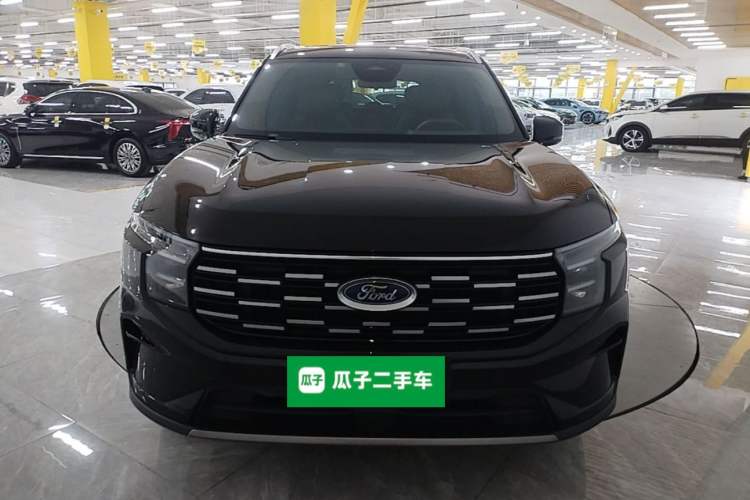 Used Ford Edge 2023 Ford Explorer L 2.0T EcoBoost E-Hybrid Two-Wheel Drive 7-Seater Luxury Model Front