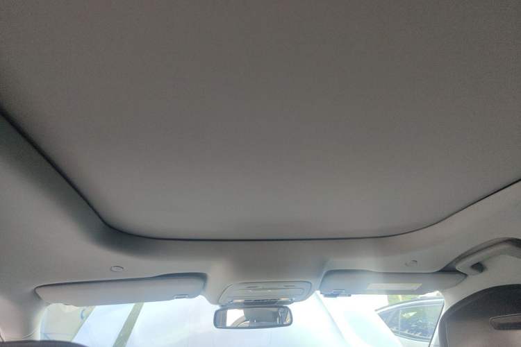 Used Ford Edge 2023 Edge L 2.0T EcoBoost E-Hybrid Four-Wheel Drive Seven-Seat Supreme Model Headliner