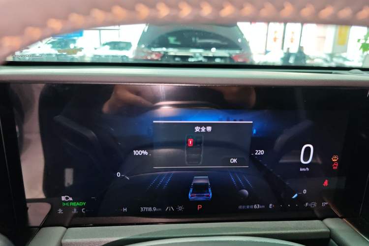 Used Ford Edge 2023 Edge L 2.0T EcoBoost E-Hybrid Four-Wheel Drive Seven-Seat Supreme Model Instrument Cluster