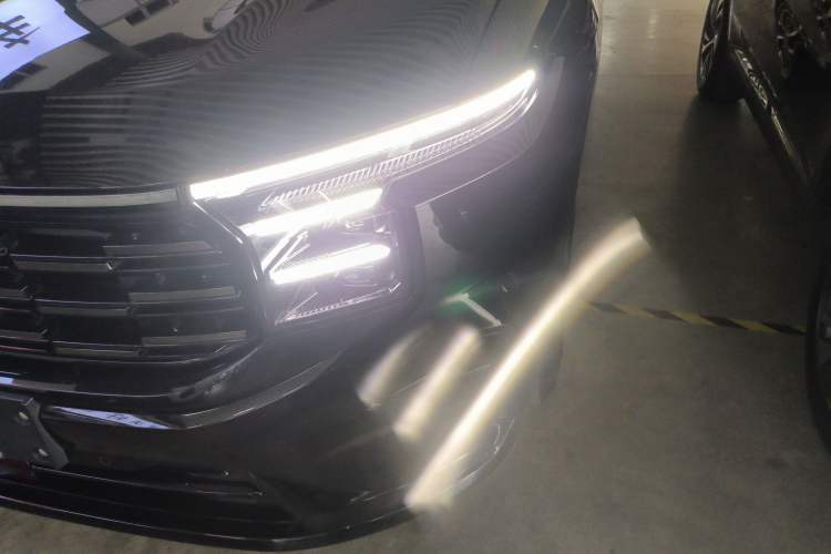Used Ford Edge 2023 Ford Explorer L 2.0T EcoBoost Four-Wheel Drive 7-Seater Supreme Model Left Front Headlight
