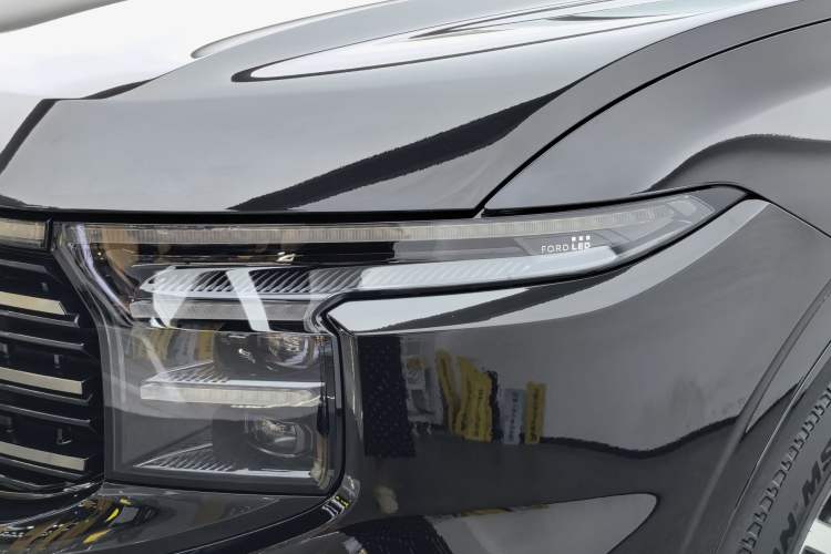 Used Ford Edge 2023 Ford Explorer L 2.0T EcoBoost Four-Wheel Drive 7-Seater Supreme Model Left Front Headlight