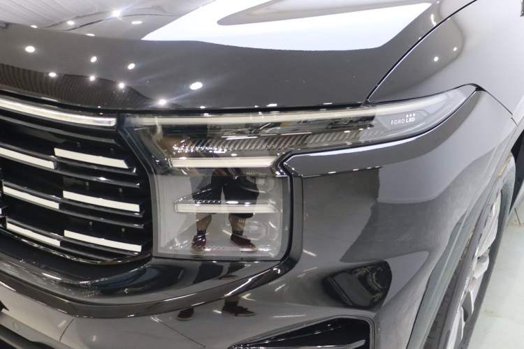 Used Ford Edge 2023 Ford Explorer L 2.0T EcoBoost E-Hybrid Two-Wheel Drive 7-Seater Luxury Model Left Front Headlight