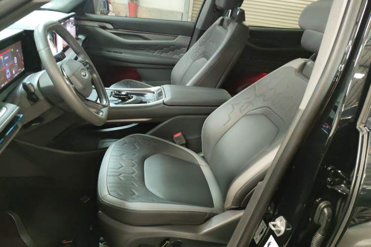 Used Ford Edge 2023 Ford Explorer L 2.0T EcoBoost Two-Wheel Drive 7-Seater Luxury Model Left Front Seat