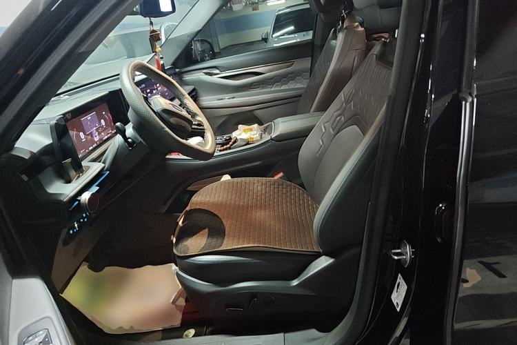 Used Ford Edge 2023 Ford Explorer L 2.0T EcoBoost Two-Wheel Drive 7-Seater Luxury Model Left Front Seat