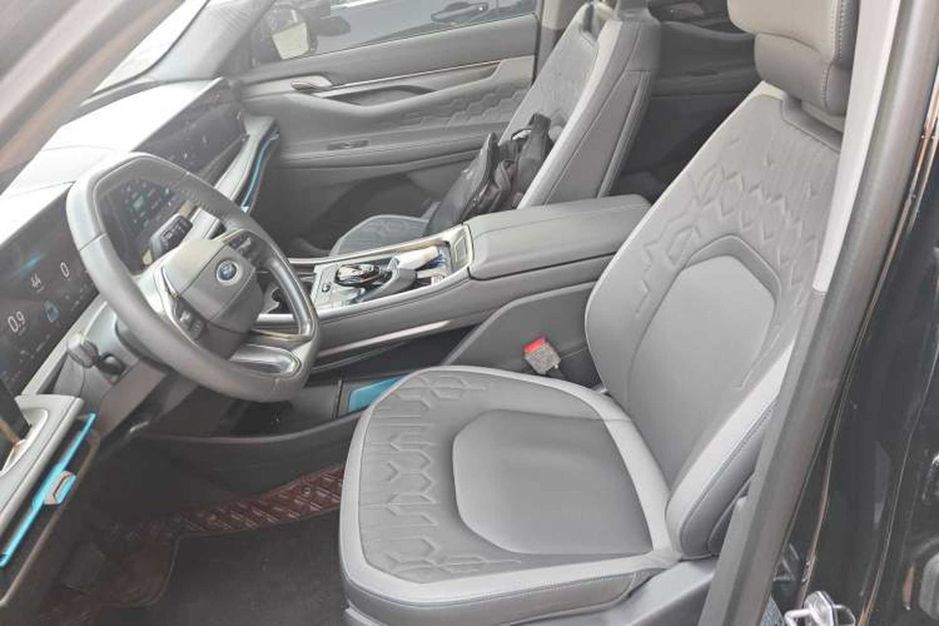 Used Ford Edge 2023 Ford Explorer L 2.0T EcoBoost Two-Wheel Drive 7-Seater Luxury Model Left Front Seat