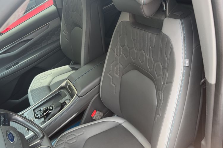 Used Ford Edge 2023 Ford Explorer L 2.0T EcoBoost Two-Wheel Drive 7-Seater Luxury Model Left Front Seat