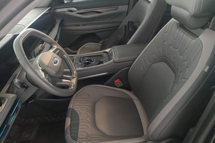 Used Ford Edge 2023 Ford Explorer L 2.0T EcoBoost Two-Wheel Drive 7-Seater Luxury Model Left Front Seat