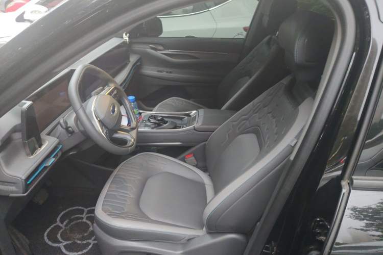Used Ford Edge 2023 Ford Explorer L 2.0T EcoBoost Two-Wheel Drive 7-Seater Luxury Model Left Front Seat