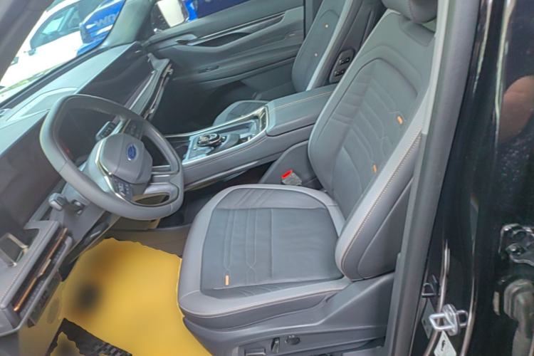 Used Ford Edge 2023 Ford Explorer L 2.0T EcoBoost Four-Wheel Drive 7-Seater Supreme Model Left Front Seat