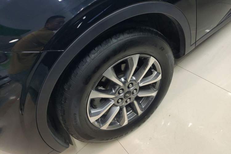 Used Ford Edge 2023 Ford Explorer L 2.0T EcoBoost Two-Wheel Drive 7-Seater Luxury Model Left Front Wheel Hub