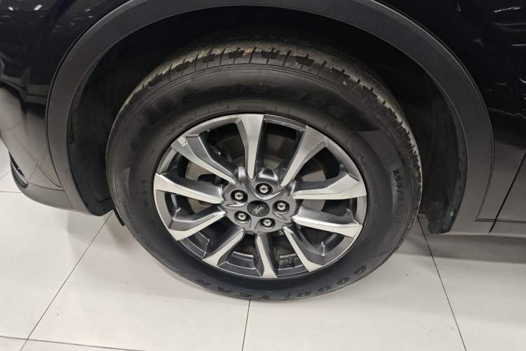 Used Ford Edge 2023 Ford Explorer L 2.0T EcoBoost Two-Wheel Drive 7-Seater Luxury Model Left Front Wheel Hub
