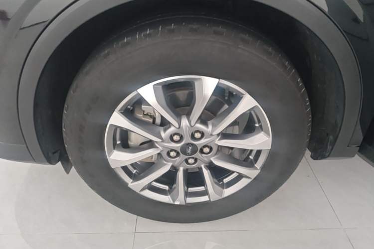 Used Ford Edge 2023 Ford Explorer L 2.0T EcoBoost Two-Wheel Drive 7-Seater Luxury Model Left Front Wheel Hub