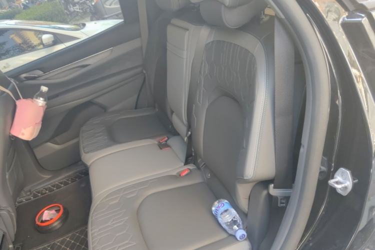 Used Ford Edge 2023 Ford Explorer L 2.0T EcoBoost Two-Wheel Drive 7-Seater Luxury Model Left Rear Seat