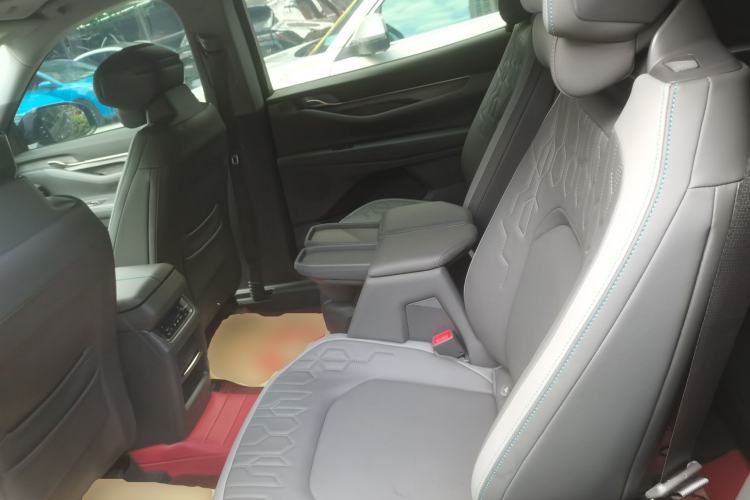 Used Ford Edge 2023 Ford Explorer L 2.0T EcoBoost Two-Wheel Drive 7-Seater Luxury Model Left Rear Seat