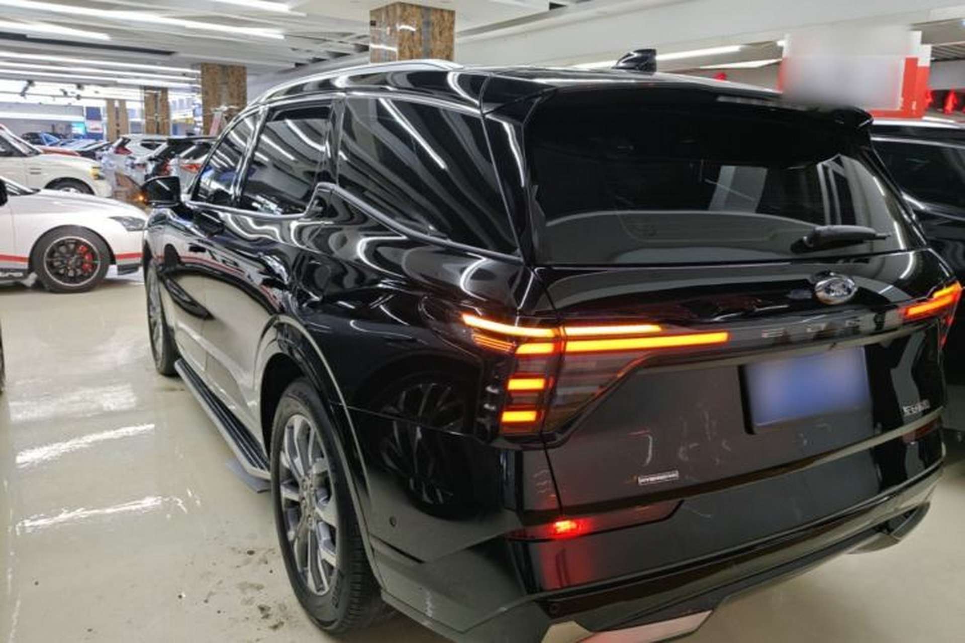 Used Ford Edge 2023 Edge L 2.0T EcoBoost E-Hybrid Four-Wheel Drive Seven-Seat Supreme Model Rear Left 45 Deg