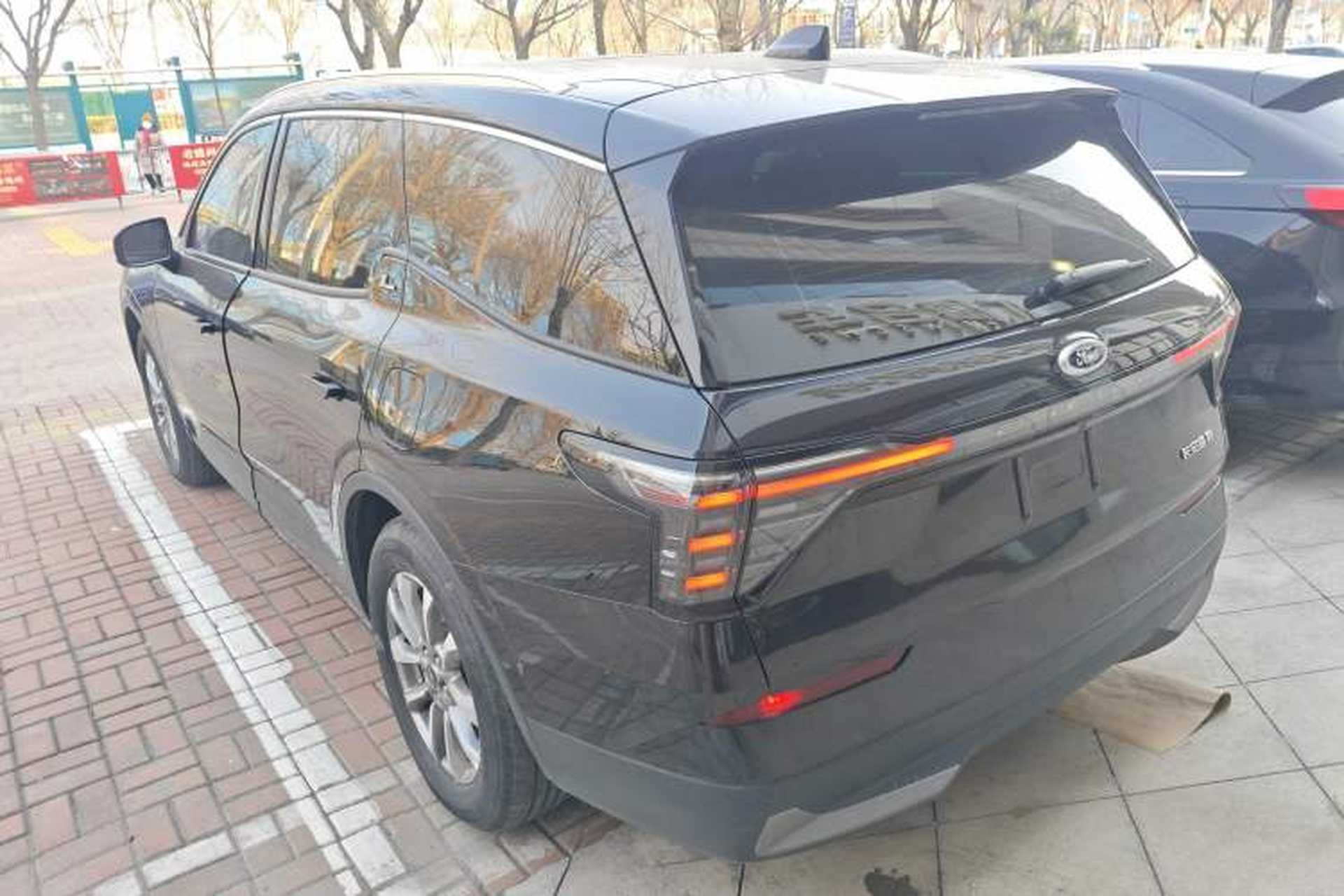 Used Ford Edge 2023 Ford Explorer L 2.0T EcoBoost Two-Wheel Drive 7-Seater Luxury Model Rear Left 45 Deg