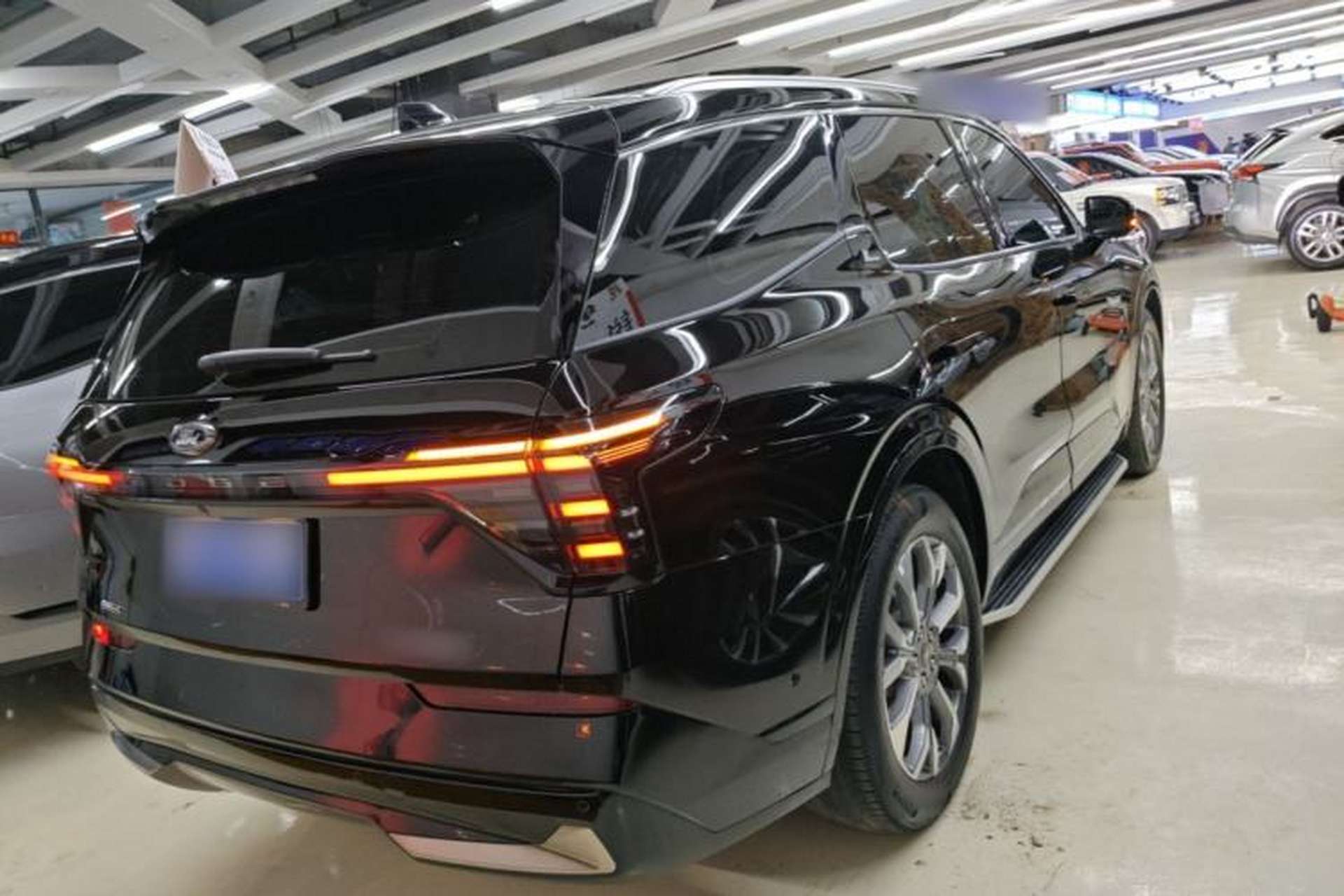 Used Ford Edge 2023 Edge L 2.0T EcoBoost E-Hybrid Four-Wheel Drive Seven-Seat Supreme Model Rear Right 45 Deg