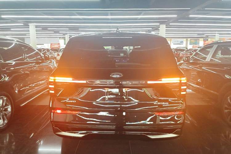 Used Ford Edge 2023 Ford Explorer L 2.0T EcoBoost Four-Wheel Drive 7-Seater Supreme Model Rear