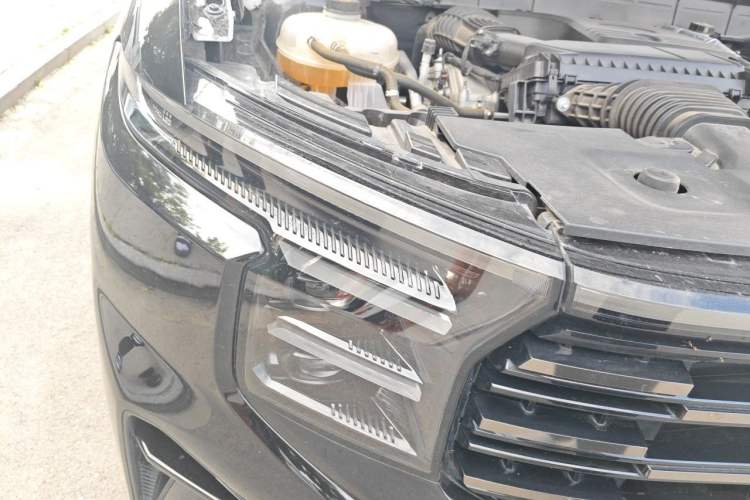 Used Ford Edge 2023 Ford Explorer L 2.0T EcoBoost Four-Wheel Drive 7-Seater Supreme Model Right Front Headlight