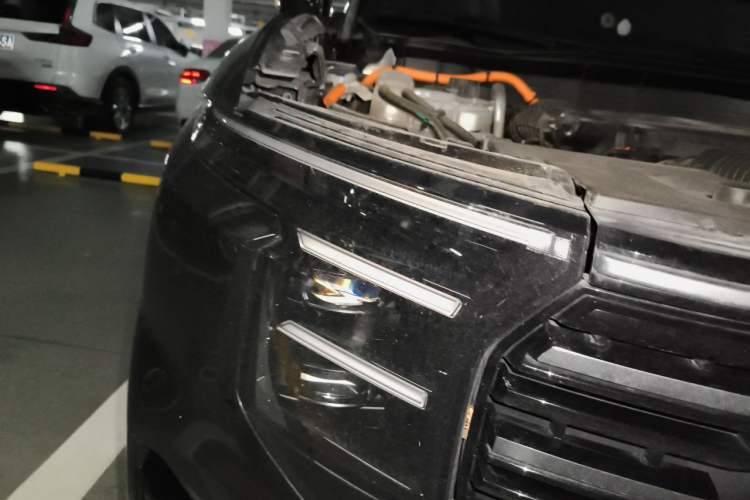 Used Ford Edge 2023 Ford Explorer L 2.0T EcoBoost E-Hybrid Two-Wheel Drive 7-Seater Luxury Model Right Front Headlight