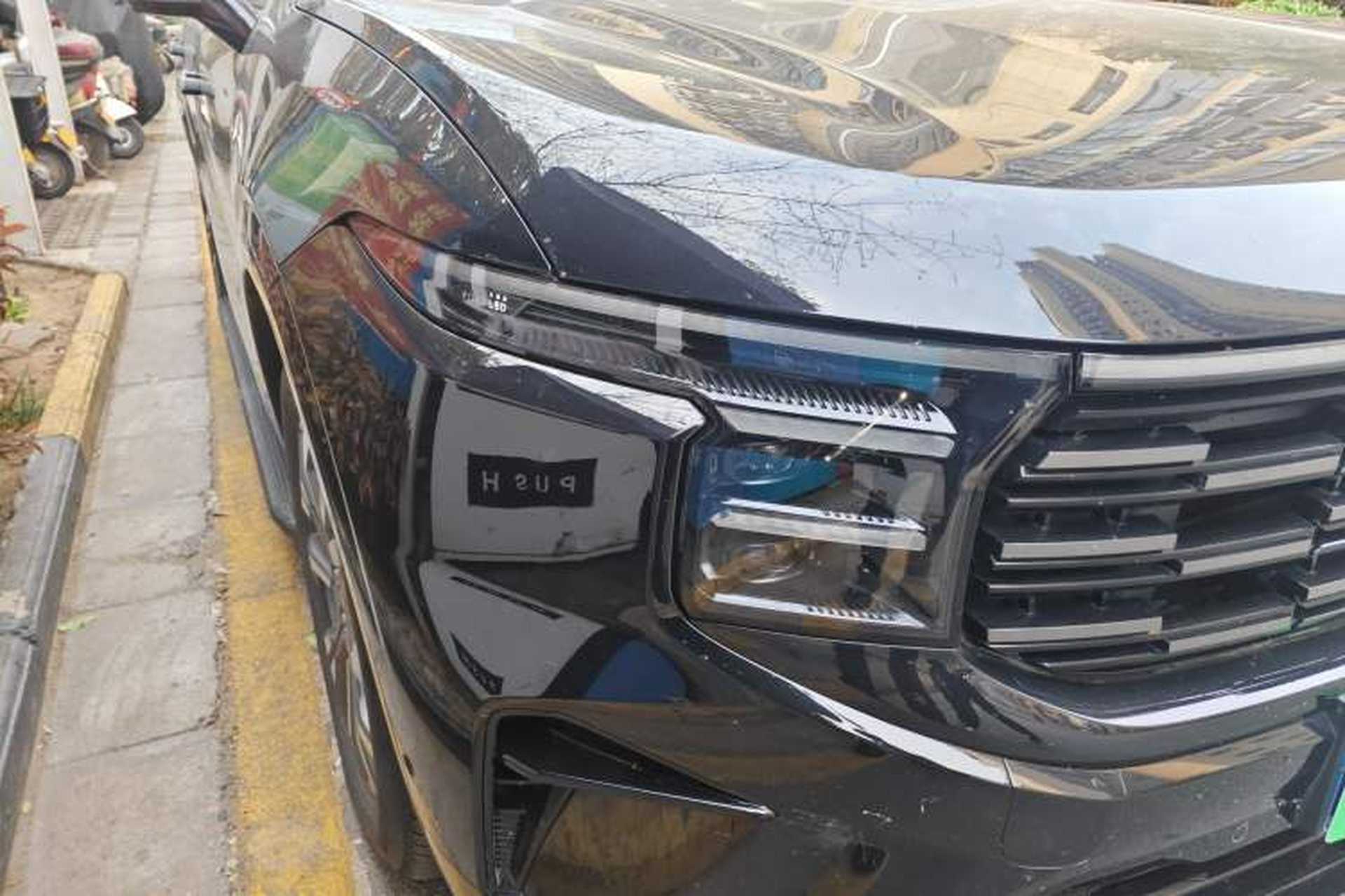 Used Ford Edge 2023 Ford Explorer L 2.0T EcoBoost Four-Wheel Drive 7-Seater Supreme Model Right Front Headlight