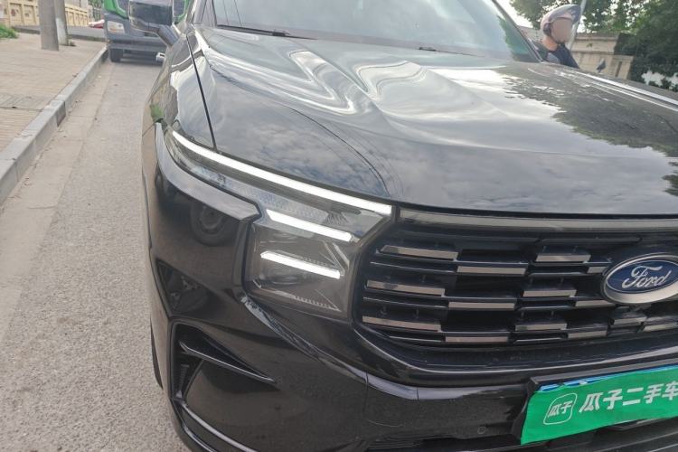 Used Ford Edge 2023 Edge L 2.0T EcoBoost E-Hybrid Four-Wheel Drive Seven-Seat Supreme Model Right Front Headlight