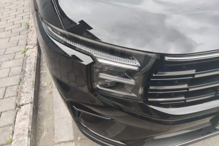 Used Ford Edge 2023 Ford Explorer L 2.0T EcoBoost E-Hybrid Two-Wheel Drive 7-Seater Fashion Edition Right Front Headlight
