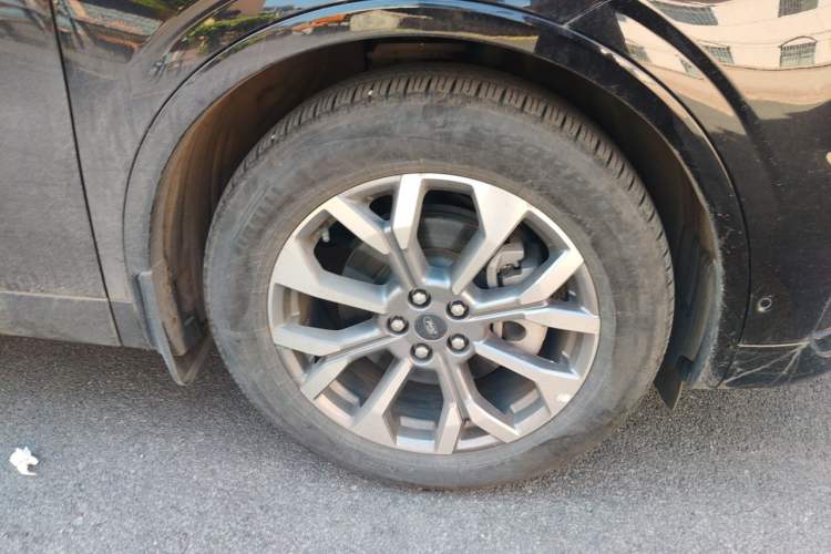 Used Ford Edge 2023 Ford Explorer L 2.0T EcoBoost Four-Wheel Drive 7-Seater Supreme Model Right Front Wheel Hub