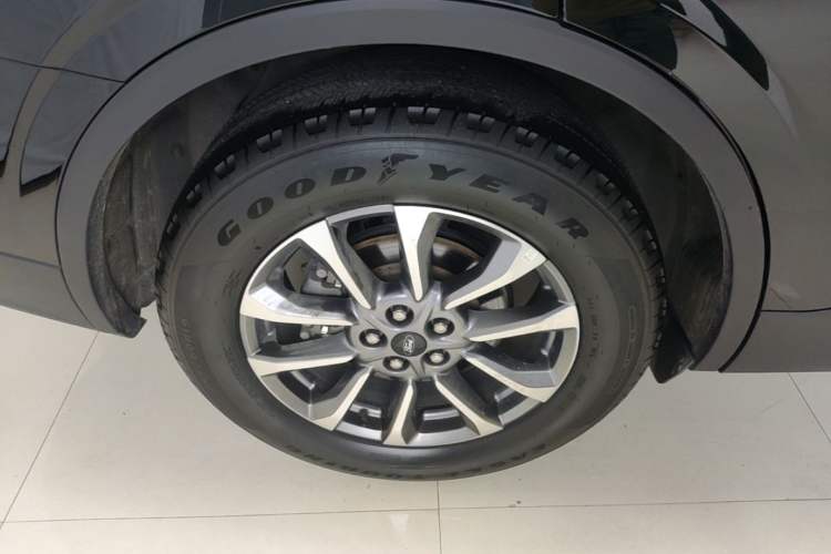 Used Ford Edge 2023 Ford Explorer L 2.0T EcoBoost Two-Wheel Drive 7-Seater Luxury Model Right Rear Wheel Hub