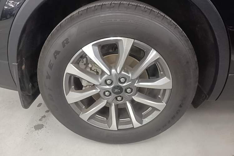 Used Ford Edge 2023 Ford Explorer L 2.0T EcoBoost Two-Wheel Drive 7-Seater Luxury Model Right Rear Wheel Hub