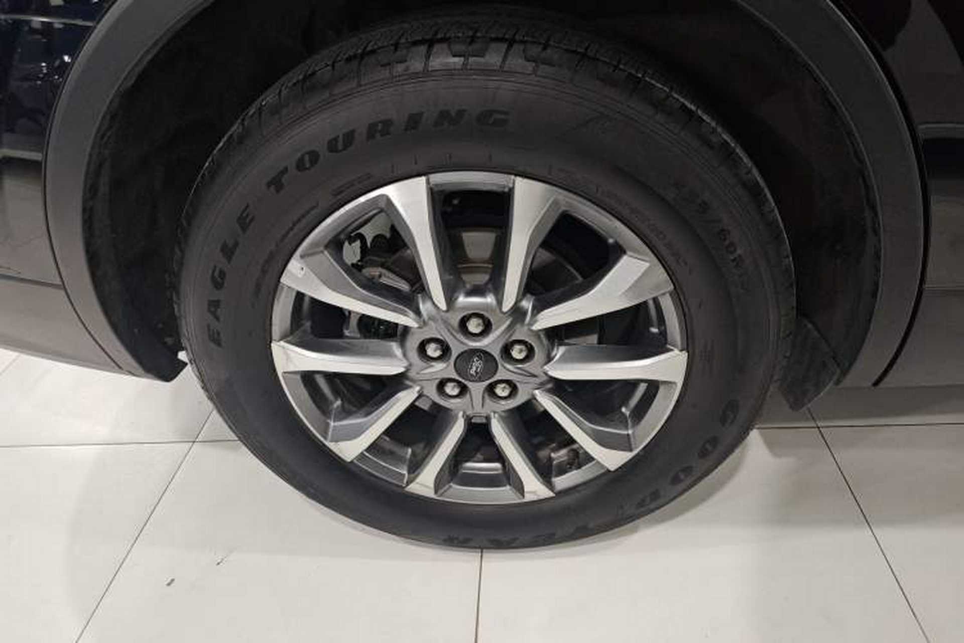 Used Ford Edge 2023 Ford Explorer L 2.0T EcoBoost Two-Wheel Drive 7-Seater Luxury Model Right Rear Wheel Hub