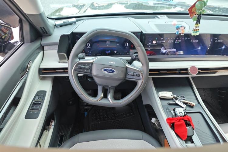 Used Ford Edge 2023 Ford Explorer L 2.0T EcoBoost Four-Wheel Drive 7-Seater Supreme Model Steering Wheel
