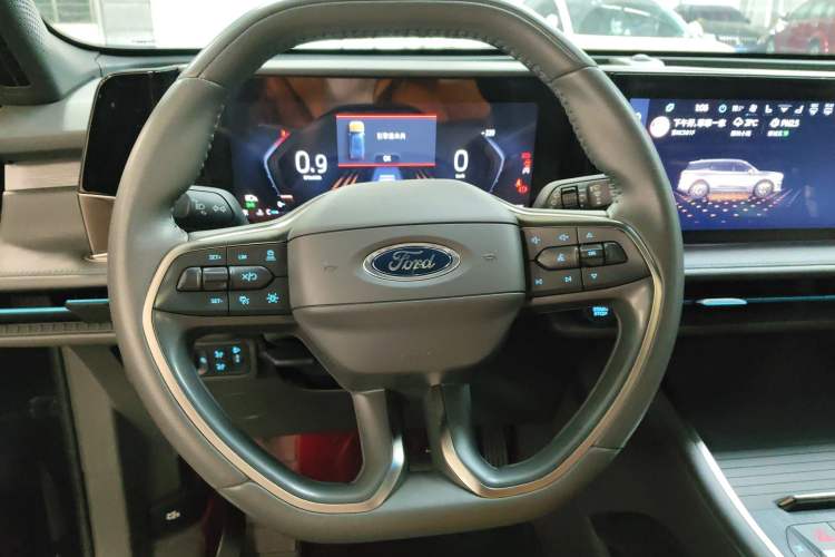 Used Ford Edge 2023 Ford Explorer L 2.0T EcoBoost Two-Wheel Drive 7-Seater Luxury Model Steering Wheel