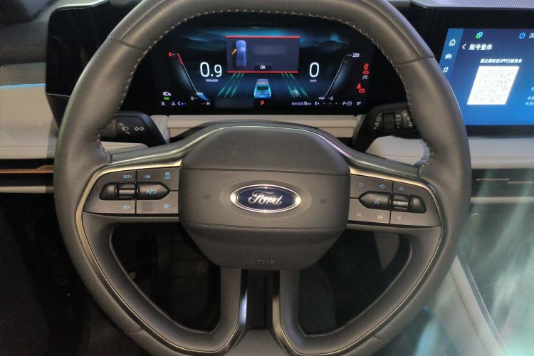 Used Ford Edge 2023 Ford Explorer L 2.0T EcoBoost Four-Wheel Drive 7-Seater Supreme Model Steering Wheel