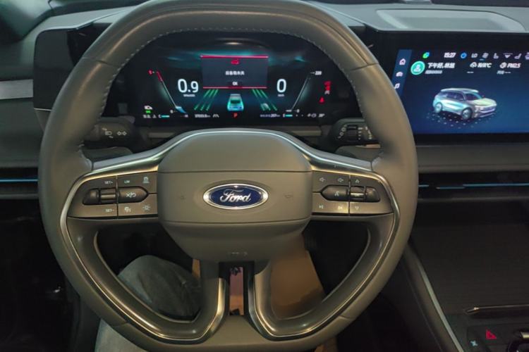 Used Ford Edge 2023 Ford Explorer L 2.0T EcoBoost Two-Wheel Drive 7-Seater Luxury Model Steering Wheel