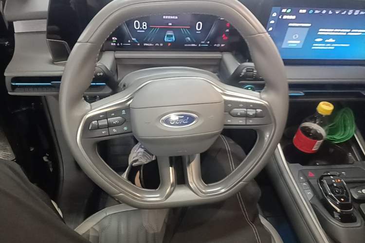 Used Ford Edge 2023 Ford Explorer L 2.0T EcoBoost Two-Wheel Drive 7-Seater Luxury Model Steering Wheel