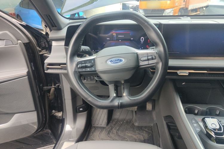 Used Ford Edge 2023 Edge L 2.0T EcoBoost E-Hybrid Four-Wheel Drive Seven-Seat Supreme Model Steering Wheel