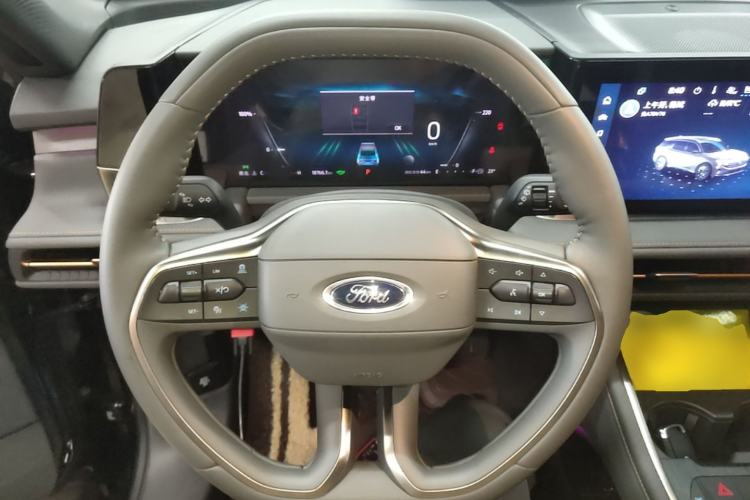 Used Ford Edge 2023 Edge L 2.0T EcoBoost E-Hybrid Four-Wheel Drive Seven-Seat Supreme Model Steering Wheel