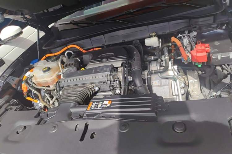 Used Ford Edge 2023 Edge L 2.0T EcoBoost E-Hybrid Four-Wheel Drive Seven-Seat Supreme Model Engine Bay