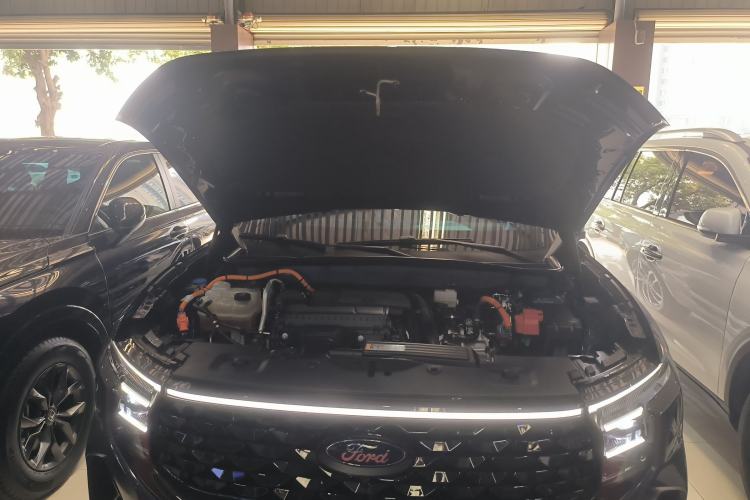 Used Ford Edge 2023 Ford Explorer L 2.0T EcoBoost E-Hybrid Four-Wheel Drive 7-Seater ST-Line Engine Bay