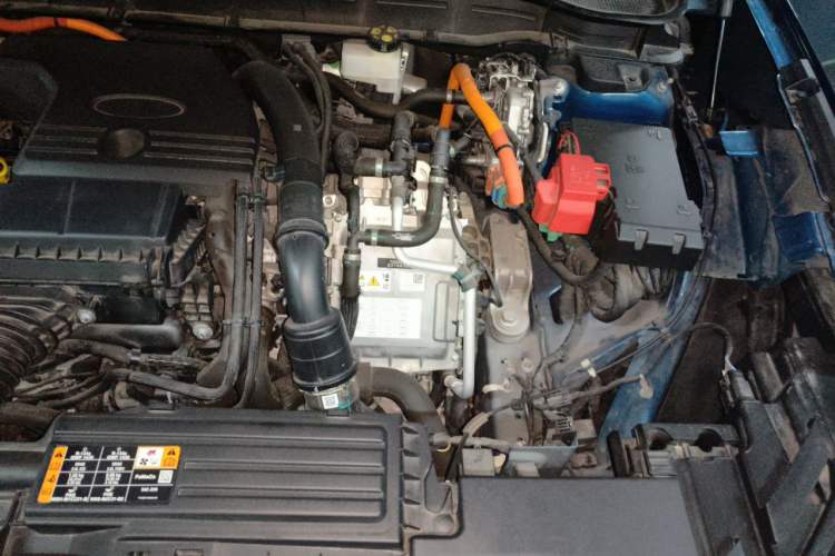Used Ford Edge 2023 Ford Explorer L 2.0T EcoBoost E-Hybrid Two-Wheel Drive 7-Seater Luxury Model Engine Bay Left