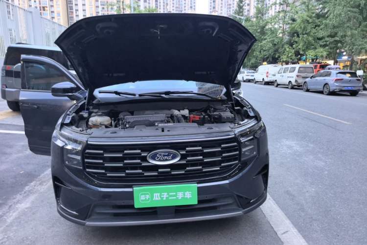 Used Ford Edge 2023 Ford Explorer L 2.0T EcoBoost Two-Wheel Drive 7-Seater Luxury Model Engine Bay