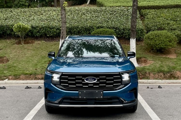 Used Ford Edge 2023 Ford Explorer L 2.0T EcoBoost Two-Wheel Drive 7-Seater Luxury Model Exterior 1